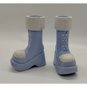 Bratz Doll Shoes Wintertime Wonderland Yasmin Blue & White Snow Boots